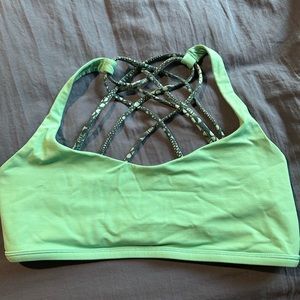 Lululemon sports bra size 12